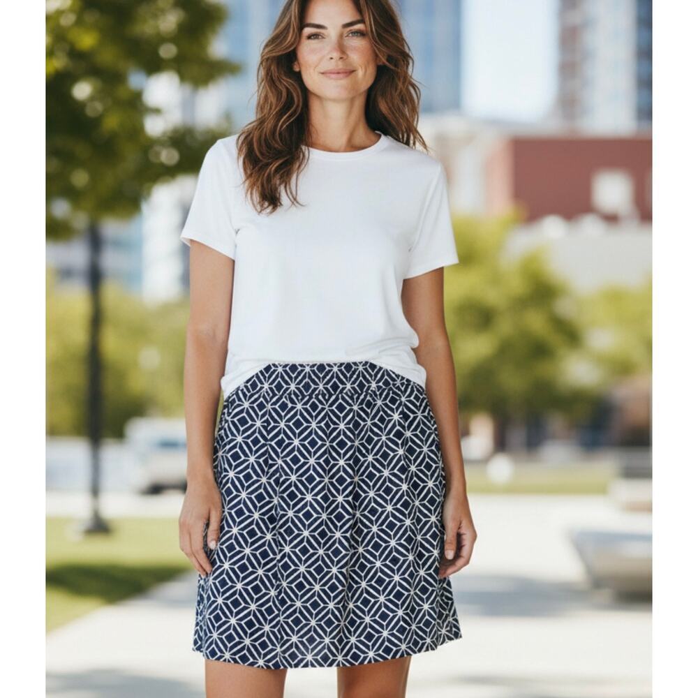 Jude Connally Navy White Geometric Print Pull On Skirt USA Made S NWOT